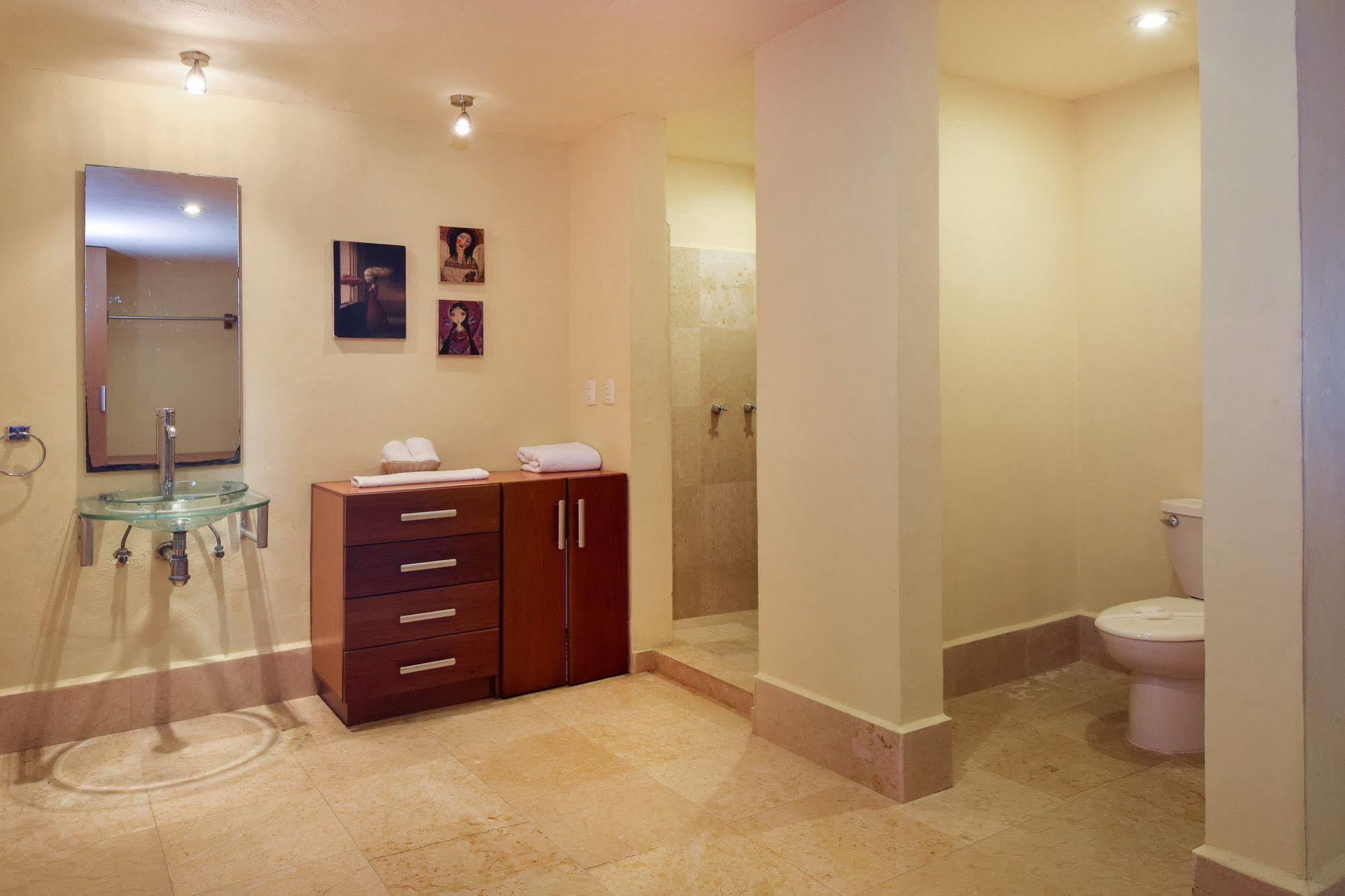 Ocean Plaza Condos プレヤデルカーメン エクステリア 写真
