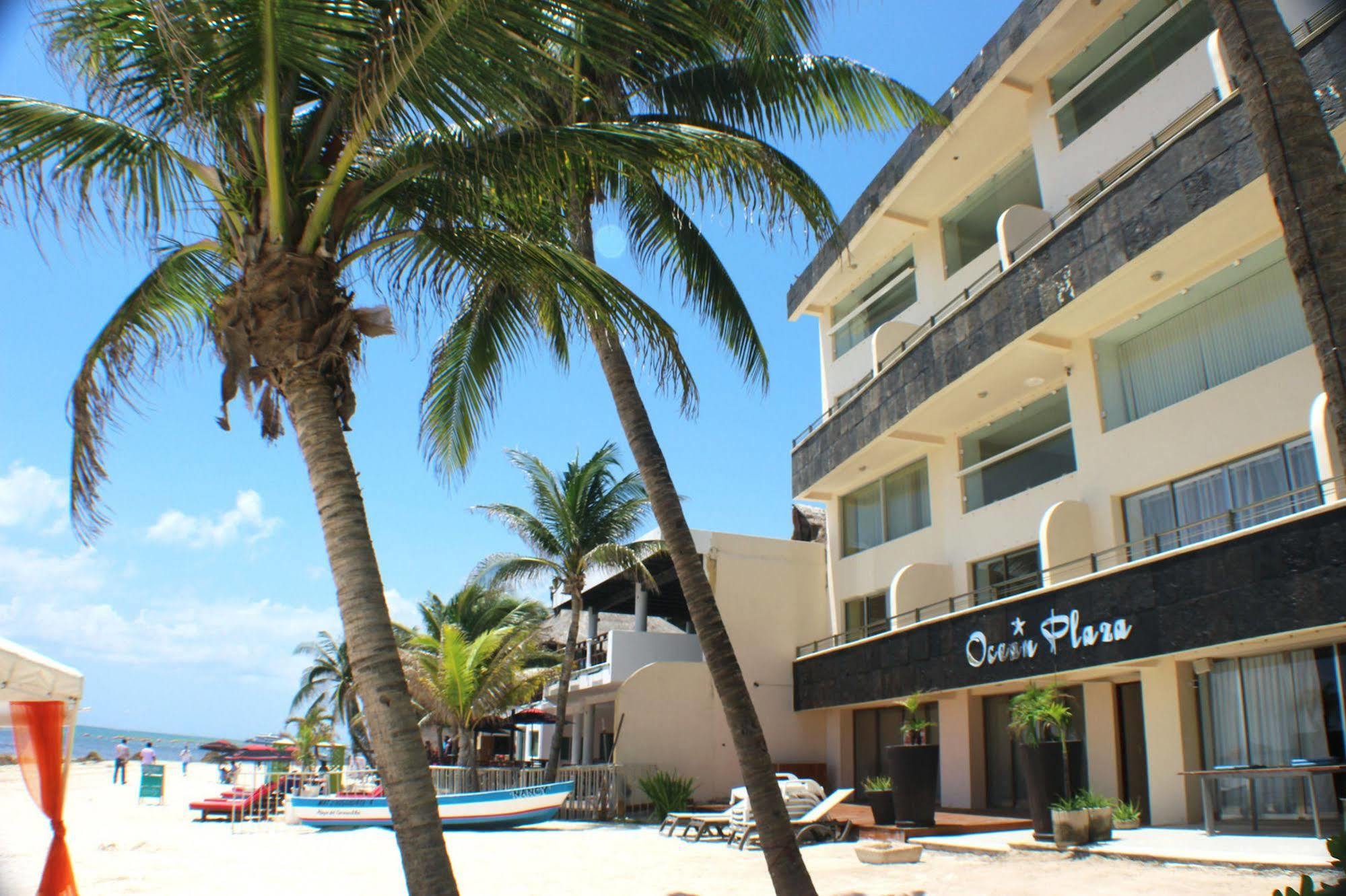 Ocean Plaza Condos プレヤデルカーメン エクステリア 写真