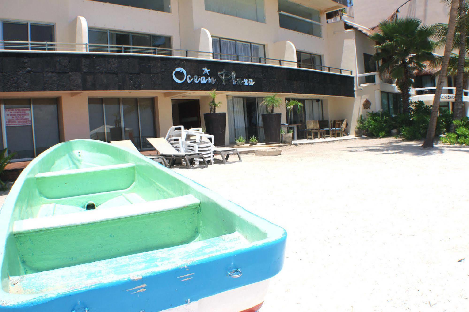 Ocean Plaza Condos プレヤデルカーメン エクステリア 写真